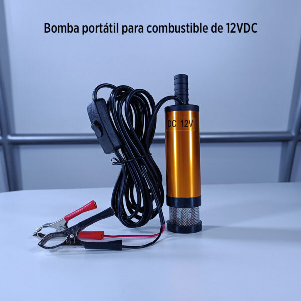 Foto principal real del producto Bomba sumergible 12VDC p/combustibles y lubricantes portatil con cables y terminales tipo caiman y adaptador para manguera MPN:DC12VCAR